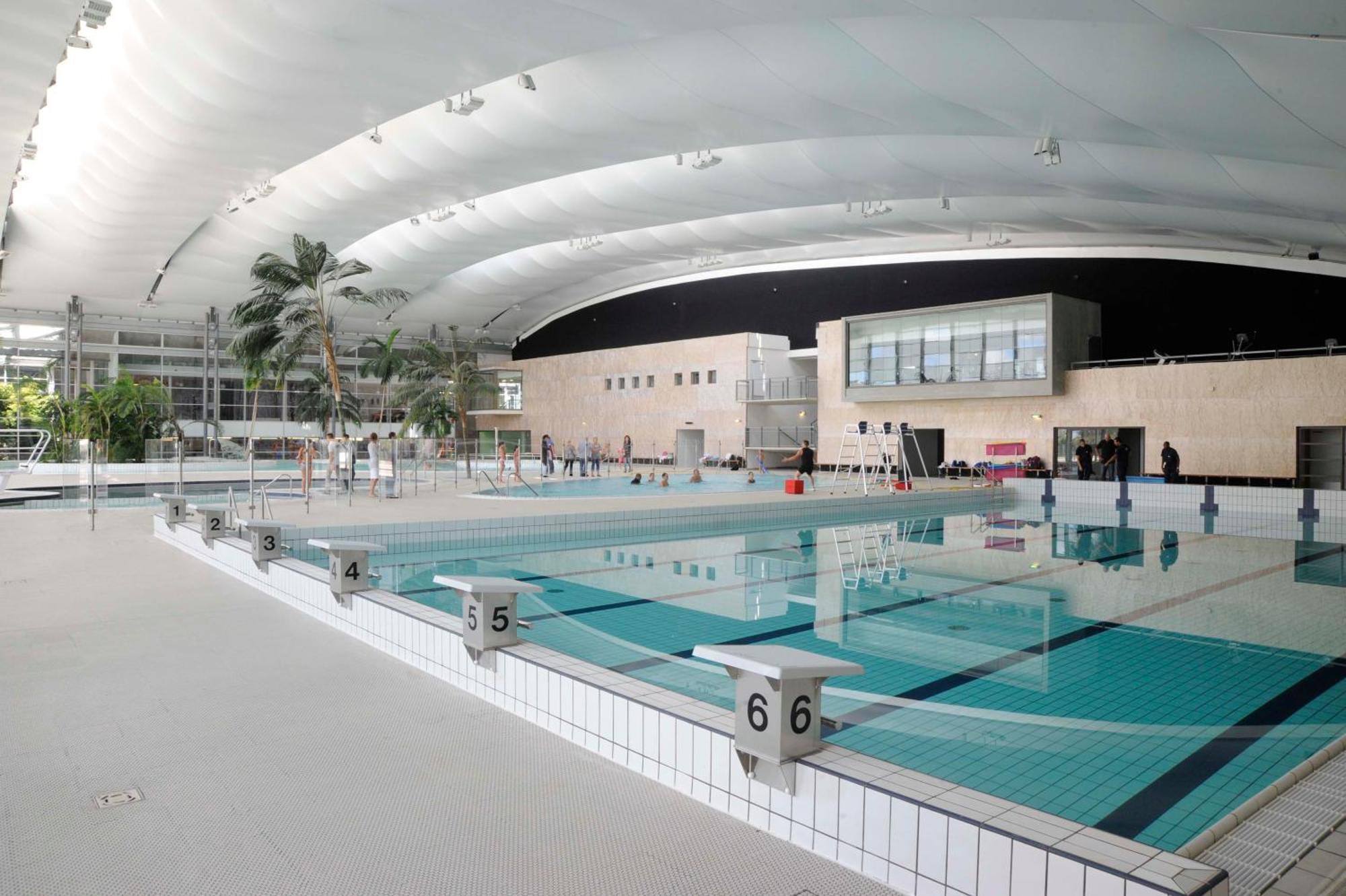 Studio Bleu - Parc Asterix - Mer De Sable - Villepinte - Aeroport Cdg Vemars Buitenkant foto